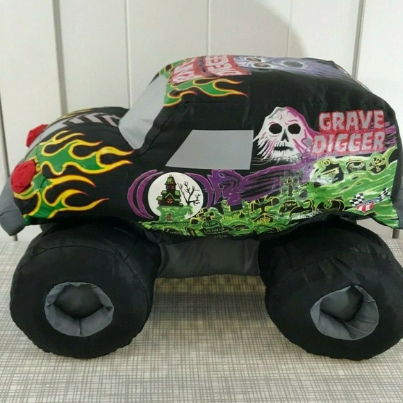 grave digger monster truck for sale